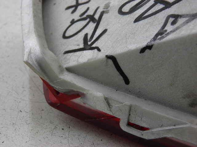 photo de ACHTERLICHT LINKS HONDA FES PANTHEON 125 (2003 - 2007) - Gecontroleerd onderdeel