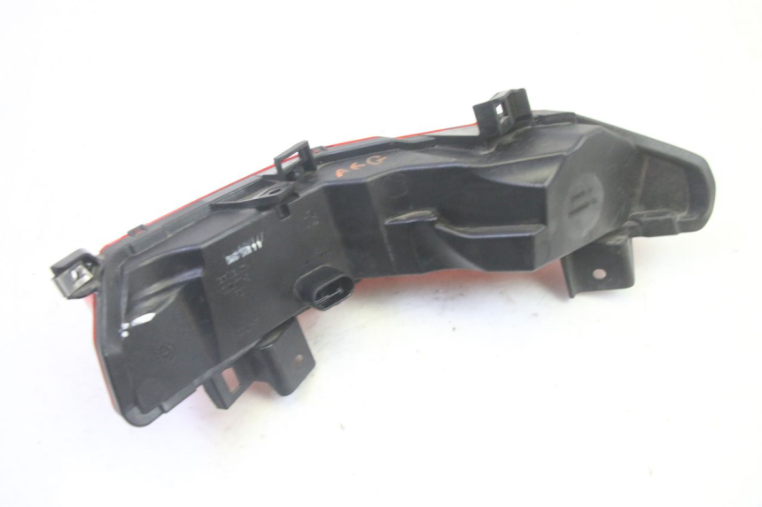 photo de LINKER ACHTERLICHT PIAGGIO MP3 HPE 350 (2018 - 2020) - Technische close-up