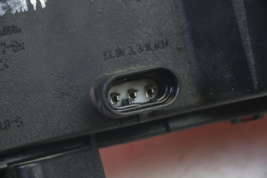 photo de LINKER ACHTERLICHT PIAGGIO MP3 HPE 350 (2018 - 2020) - Overzicht