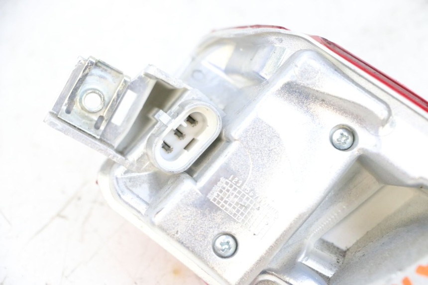 photo de LINKER ACHTERLICHT PIAGGIO MP3 HPE 300 (2019 - 2026) - Overzicht