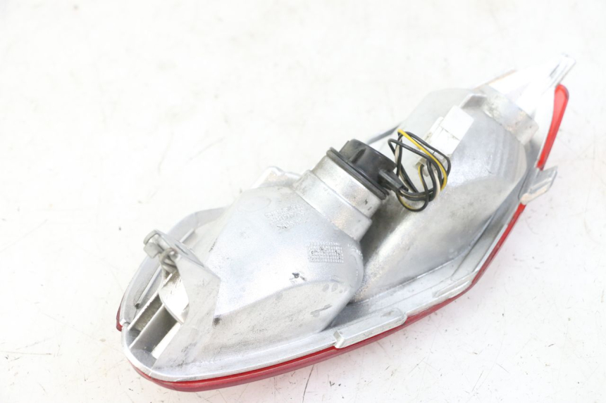 photo de LINKER ACHTERLICHT PIAGGIO MP3 LT 300 (2010 - 2016) - Technische close-up