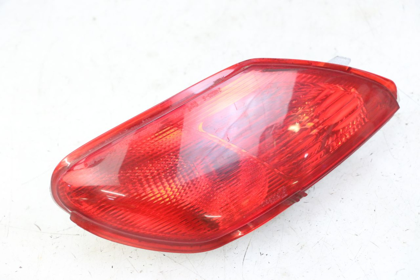 photo de LINKER ACHTERLICHT PIAGGIO MP3 LT 300 (2010 - 2016) - Bevestigingspunten