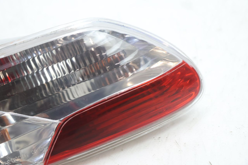 photo de LINKER ACHTERLICHT PIAGGIO MP3 LT 400 (2007 - 2012) - Zoom op gebruiksstaat