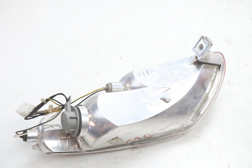 photo de LINKER ACHTERLICHT PIAGGIO MP3 LT 400 (2007 - 2012) - Bevestigingspunten
