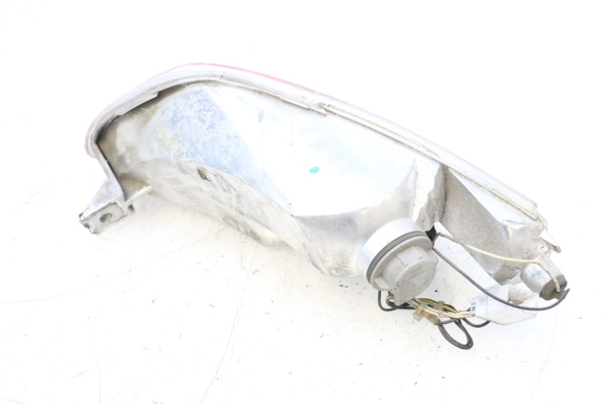 photo de LINKER ACHTERLICHT PIAGGIO MP3 RL 250 (2006 - 2010) - Kenmerkende details
