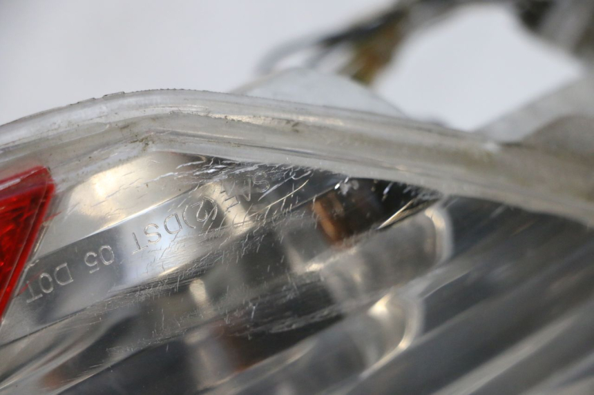 photo de LINKER ACHTERLICHT PIAGGIO MP3 RL 250 (2006 - 2010) - Zoom op gebruiksstaat