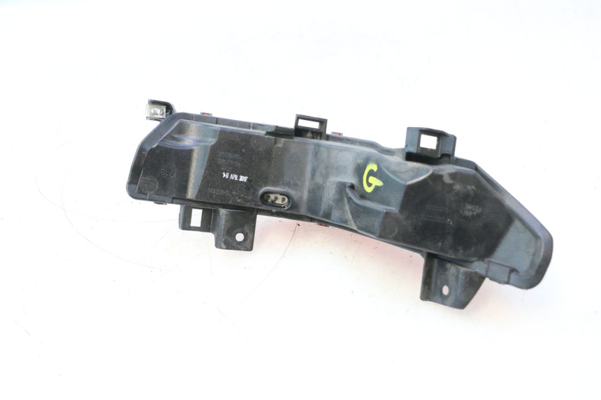 photo de ACHTERLICHT LINKS PIAGGIO MP3 500 (2016 - 2018) - Technische close-up