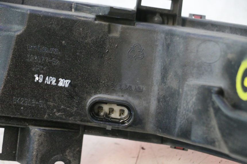 photo de ACHTERLICHT LINKS PIAGGIO MP3 500 (2016 - 2018) - Overzicht
