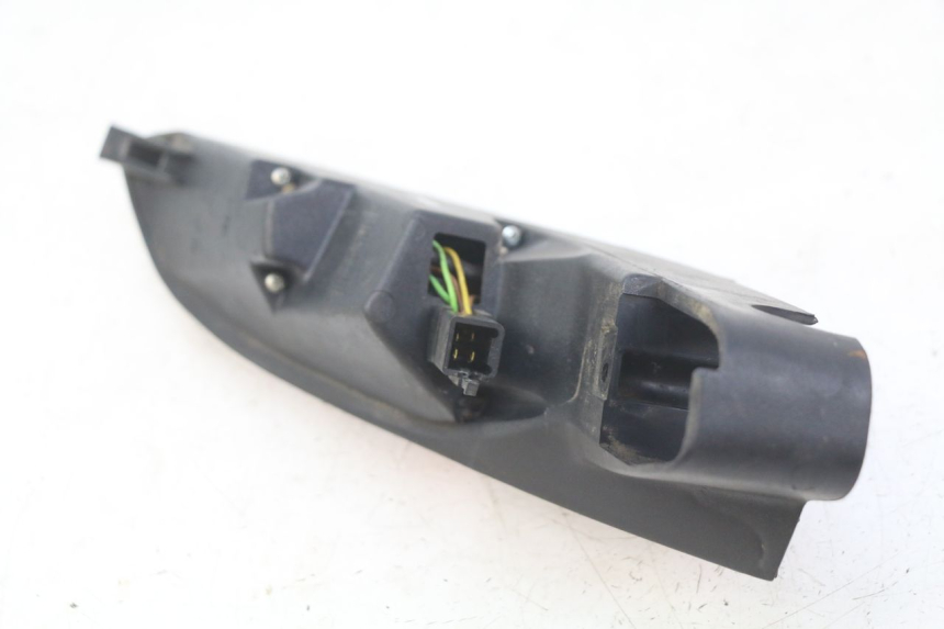 photo de LINKER ACHTERLICHT PEUGEOT SATELIS COMPRESSOR K15 125 (2006 - 2009) - Detail van het onderdeel