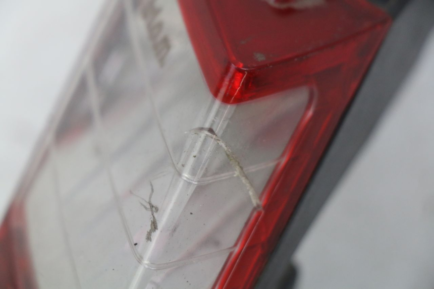 photo de LINKER ACHTERLICHT PEUGEOT SATELIS COMPRESSOR K15 125 (2006 - 2009) - Technische close-up