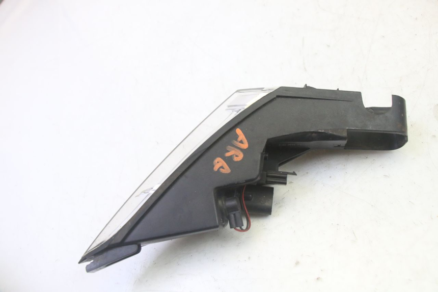 photo de LINKER ACHTERLICHT PEUGEOT SATELIS 125 (2013 - 2018) - Technische close-up