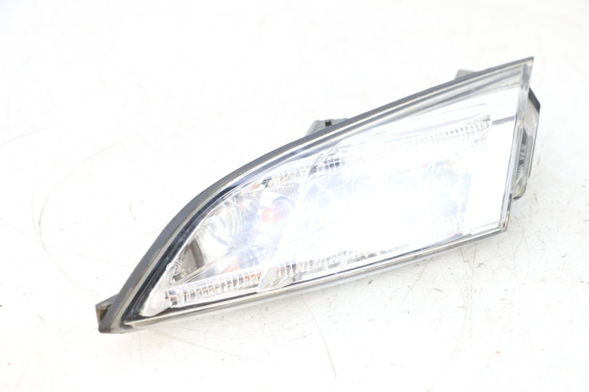 photo de LINKER ACHTERLICHT PEUGEOT SATELIS 125 (2013 - 2018) - Gecontroleerd onderdeel