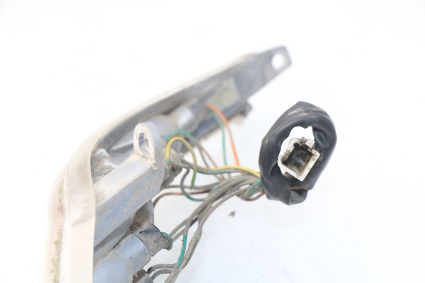 photo de LINKER ACHTERLICHT PEUGEOT VIVACITY NEW 4T 50 (2008 - 2017) - Detail van het onderdeel