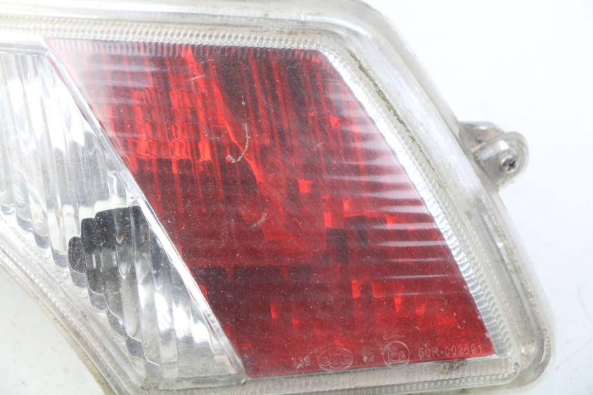 photo de LINKER ACHTERLICHT PEUGEOT VIVACITY NEW 4T 50 (2008 - 2017) - Bevestigingspunten