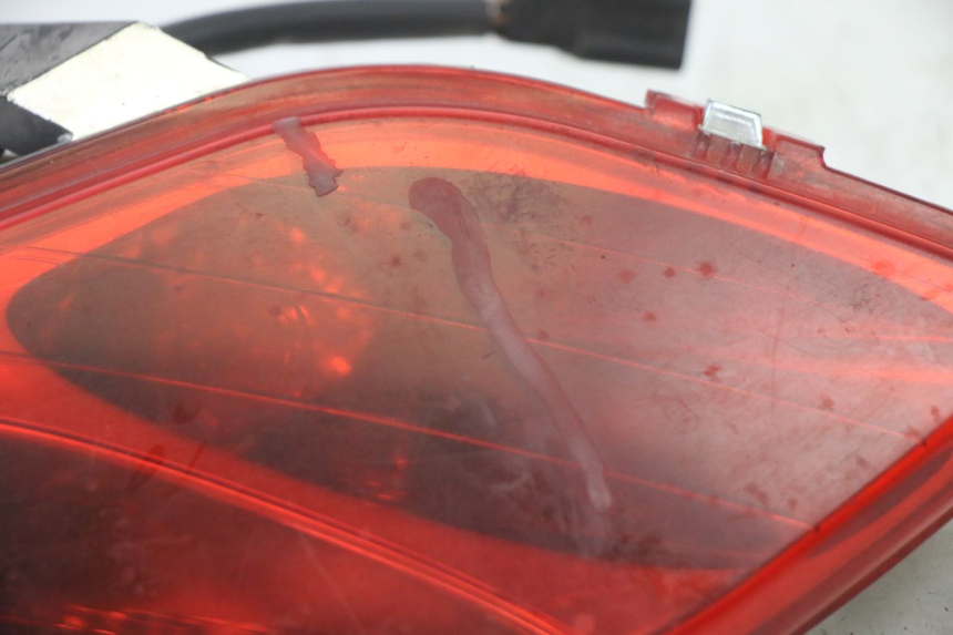 photo de LINKER ACHTERLICHT YAMAHA X-MAX XMAX 125 (2010 - 2013) - Andere kijkhoek