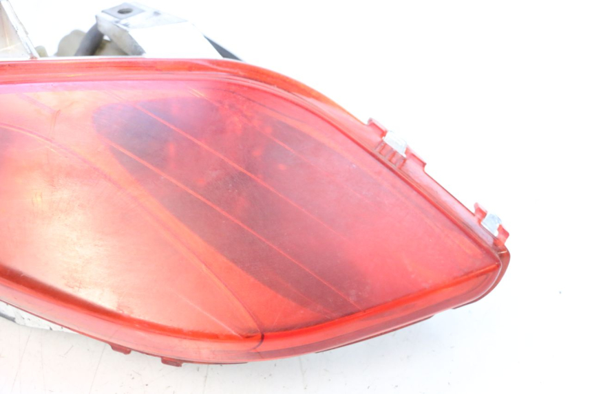 photo de LINKER ACHTERLICHT YAMAHA X-MAX XMAX 125 (2010 - 2013) - Zoom op gebruiksstaat