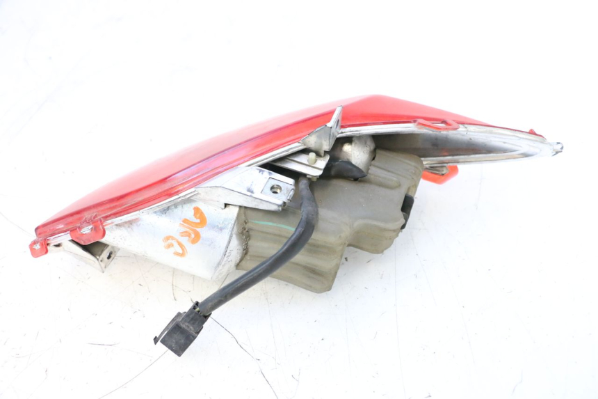 photo de LINKER ACHTERLICHT YAMAHA X-MAX XMAX 125 (2010 - 2013) - Andere kijkhoek