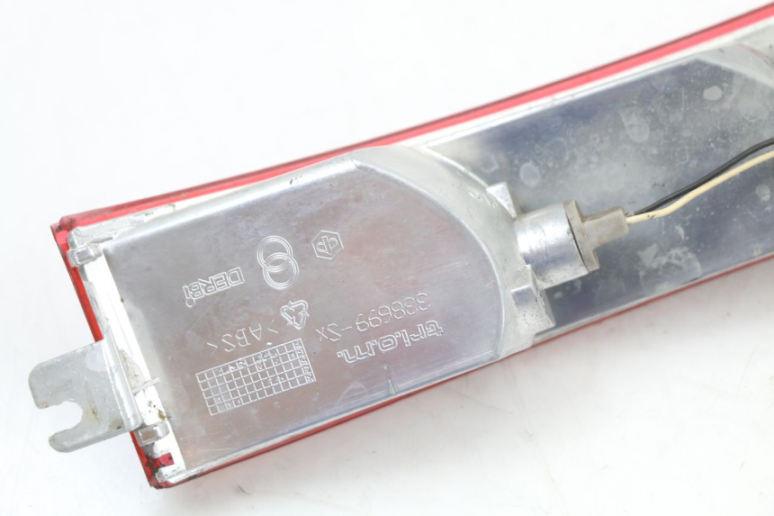 photo de LINKER ACHTERLICHT PIAGGIO XEVO - X EVO 125 (2007 - 2017) - Bevestigingspunten