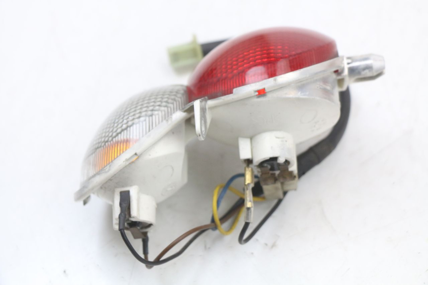 photo de LINKER ACHTERLICHT YAMAHA YP MAJESTY 125 (2002 - 2006) - Technische close-up