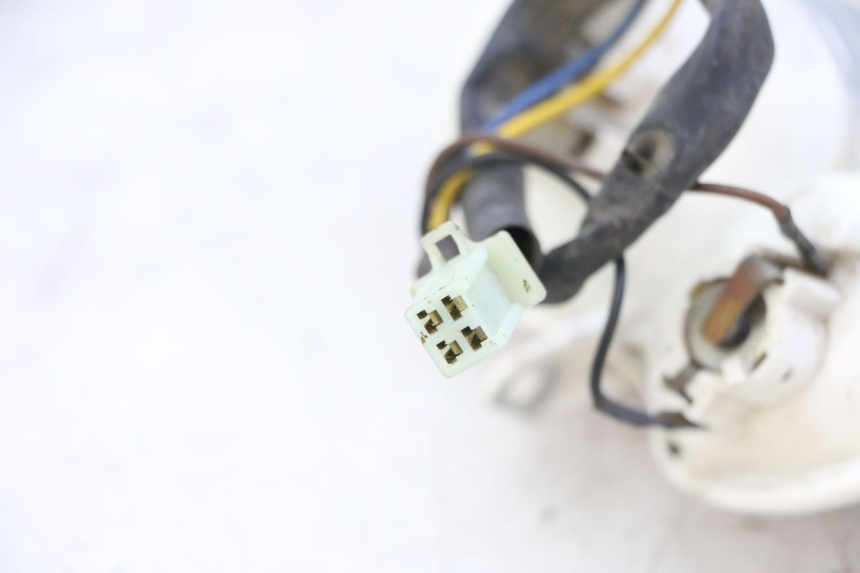 photo de LINKER ACHTERLICHT YAMAHA YP MAJESTY 125 (2002 - 2006) - Andere kijkhoek