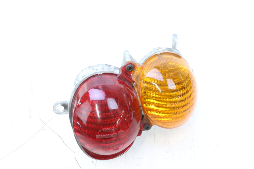 photo de LINKER ACHTERLICHT YAMAHA YP MAJESTY 125 (1998 - 2001) - Andere kijkhoek