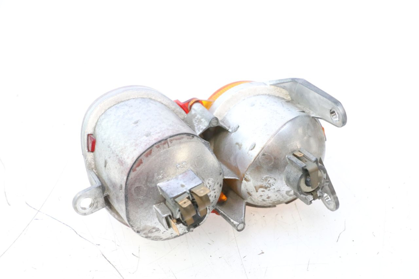 photo de LINKER ACHTERLICHT YAMAHA YP MAJESTY 125 (1998 - 2001) - Technische close-up