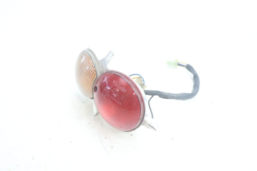 photo de LINKER ACHTERLICHT YAMAHA YP MAJESTY 125 (2002 - 2006) - Detail van het onderdeel