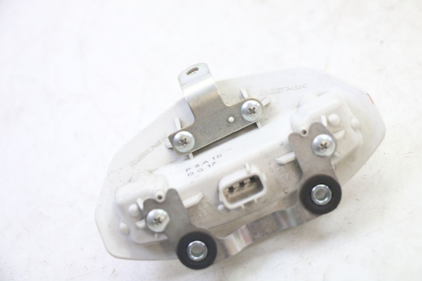 photo de ACHTERLICHT SUZUKI GSR 750 (2011 - 2017) - Overzicht