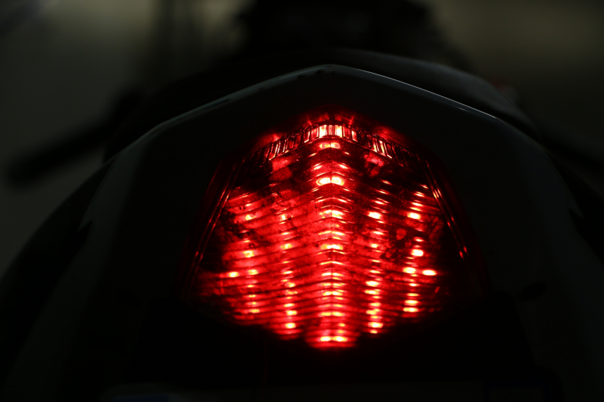 photo de ACHTERLICHT SUZUKI GSXR GSX-R 1000 (2003 - 2004) - Kenmerkende details