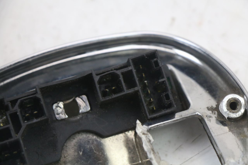 photo de ACHTERLICHT HARLEY DAVIDSON SPORTSTER XL CUSTOM 883 (1999 - 2006) - Visuele inspectie