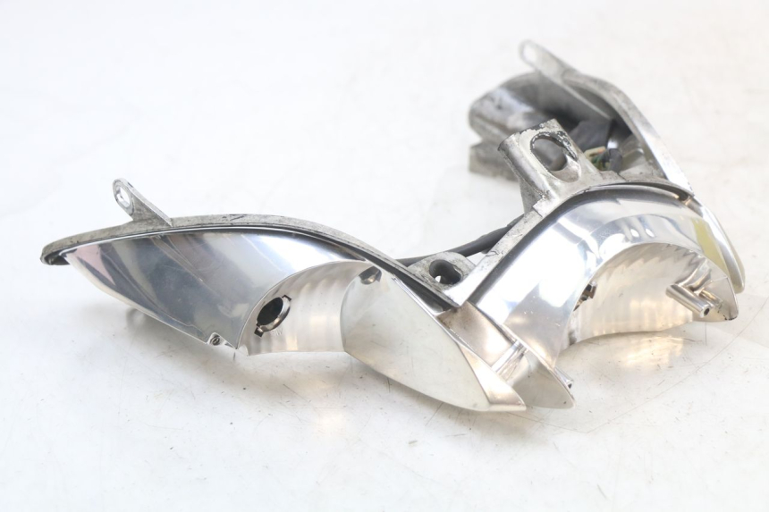 photo de ACHTERLICHT HONDA NES AROBASE 125 (2000 - 2003) - Detail van het onderdeel