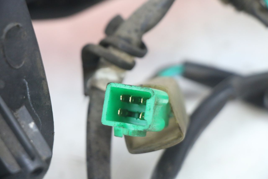 photo de ACHTERLICHT HONDA SCV LEAD 100 (2003 - 2007) - Bevestigingspunten