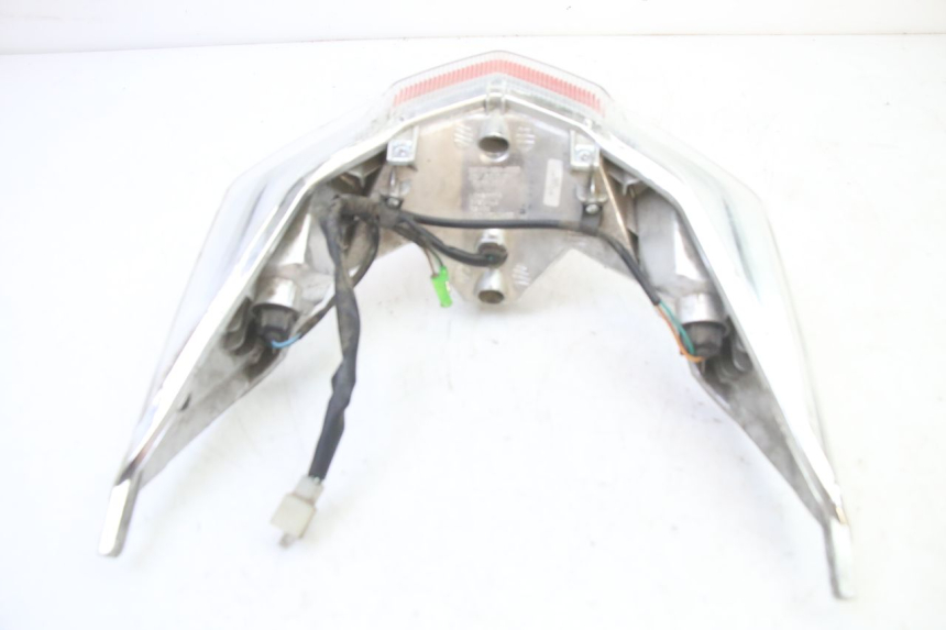 photo de ACHTERLICHT SYM JET 14 4T 50 (2018 - 2022) - Bevestigingspunten