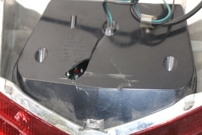 photo de ACHTERLICHT SYM JOYMAX 250 (2013 - 2017) - Andere kijkhoek