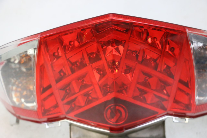 photo de ACHTERLICHT SYM JOYMAX 125 (2010 - 2017) - Detailaanzicht