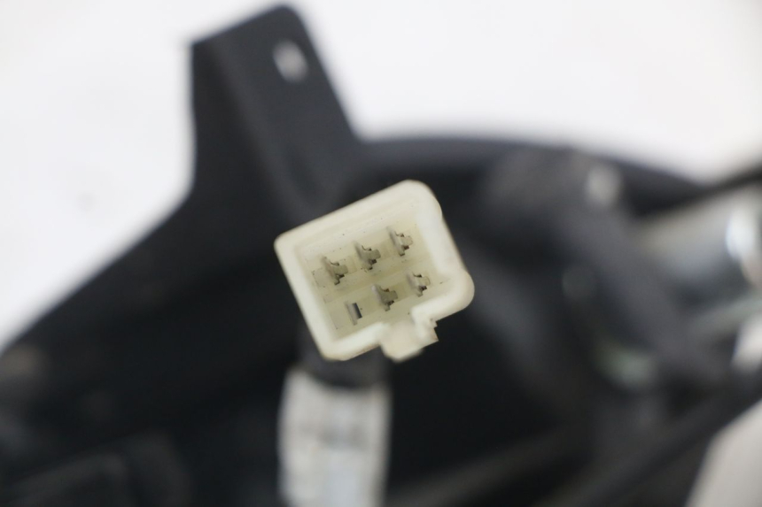 photo de ACHTERLICHT PEUGEOT KISBEE 2T 50 (2010 - 2017) - Gecontroleerd onderdeel