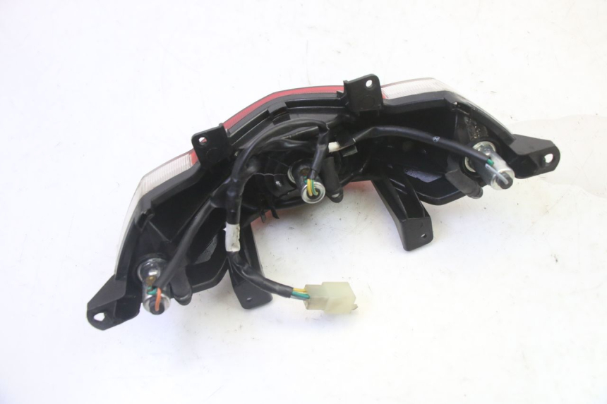 photo de ACHTERLICHT PEUGEOT KISBEE 2T 50 (2010 - 2017) - Technische close-up