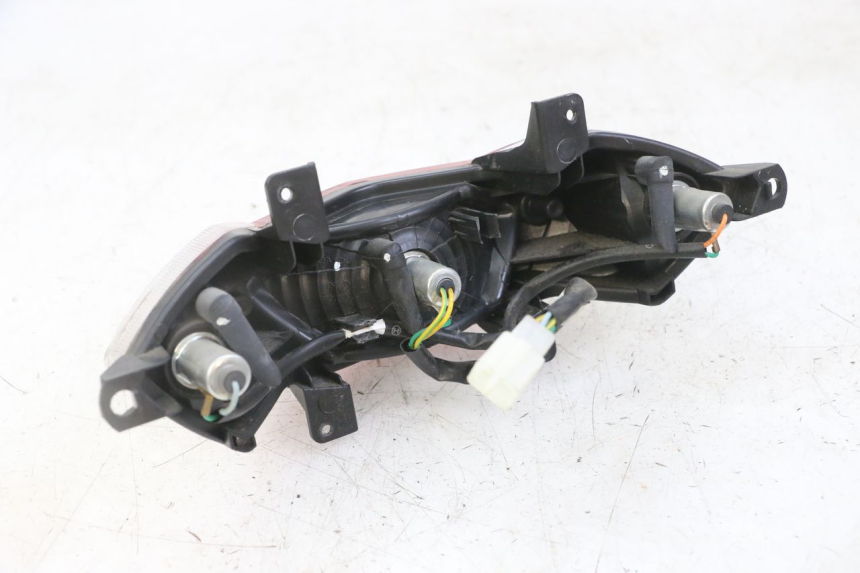 photo de ACHTERLICHT PEUGEOT KISBEE 4T 50 (2018 - 2022) - Technische close-up