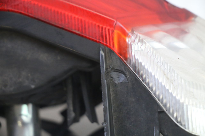 photo de ACHTERLICHT PEUGEOT KISBEE 4T 50 (2018 - 2022) - Staat van het oppervlak