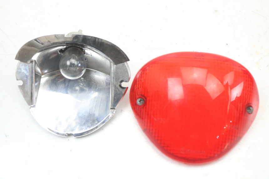 photo de ACHTERLICHT PIAGGIO LIBERTY 4T 50 (2004 - 2008) - Technische close-up