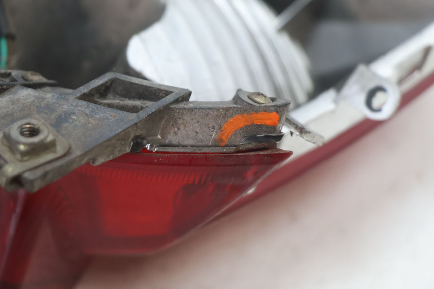 photo de ACHTERLICHT KYMCO LIKE 125 (2009 - 2016) - Staat van het oppervlak