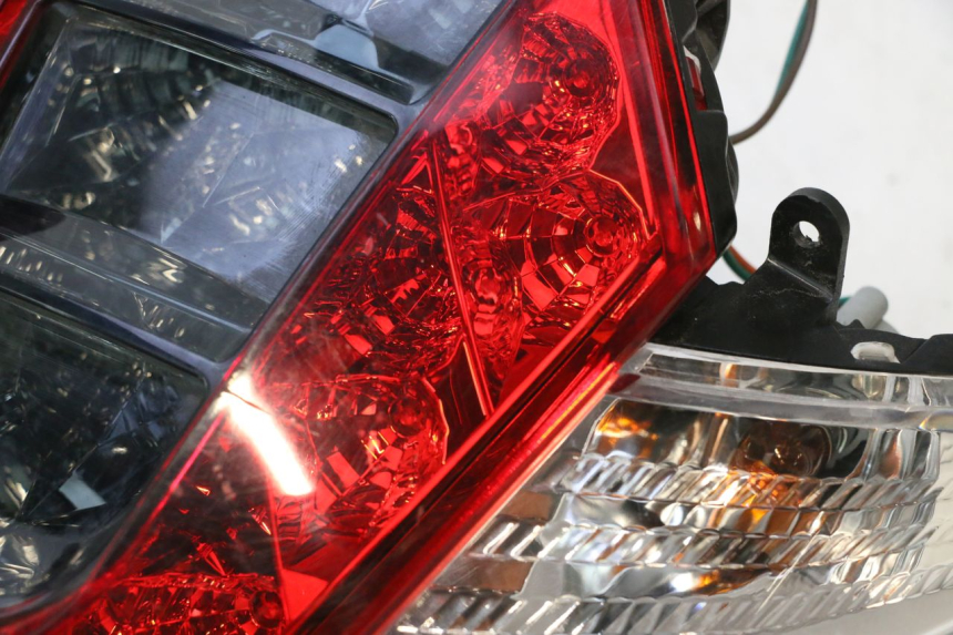photo de ACHTERLICHT KYMCO MOVIE S 125 (2009 - 2018) - Overzicht