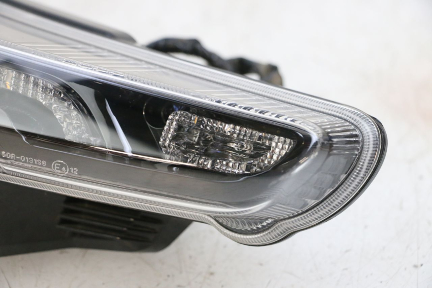 photo de ACHTERLICHT YAMAHA NEO'S CORE 1 (2022 - 2026) - Gecontroleerd onderdeel