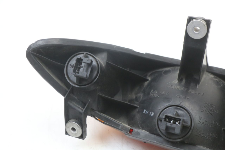 photo de ACHTERLICHT HONDA NTV DEAUVILLE 650 (1998 - 2001) - Bevestigingspunten