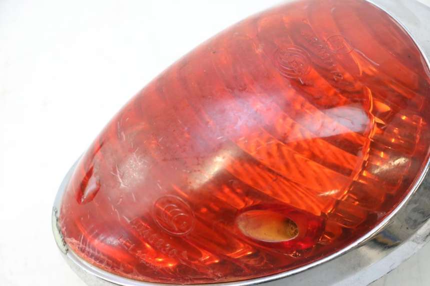 photo de ACHTERLICHT JM MOTORS OLDIES 4T 50 (2010 - 2020) - Bevestigingspunten