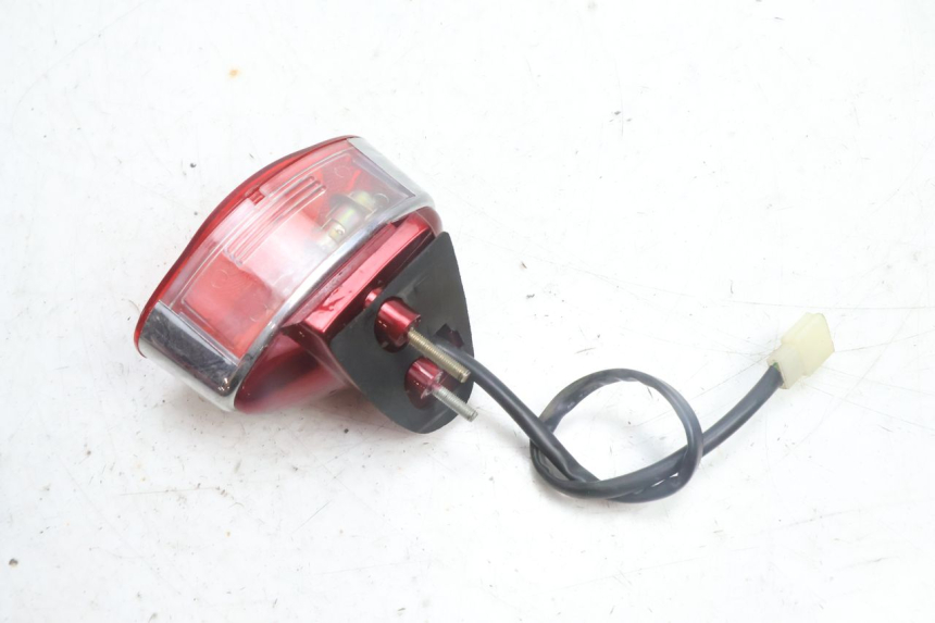 photo de ACHTERLICHT JM MOTORS OLDIES 4T 50 (2010 - 2020) - Bevestigingspunten
