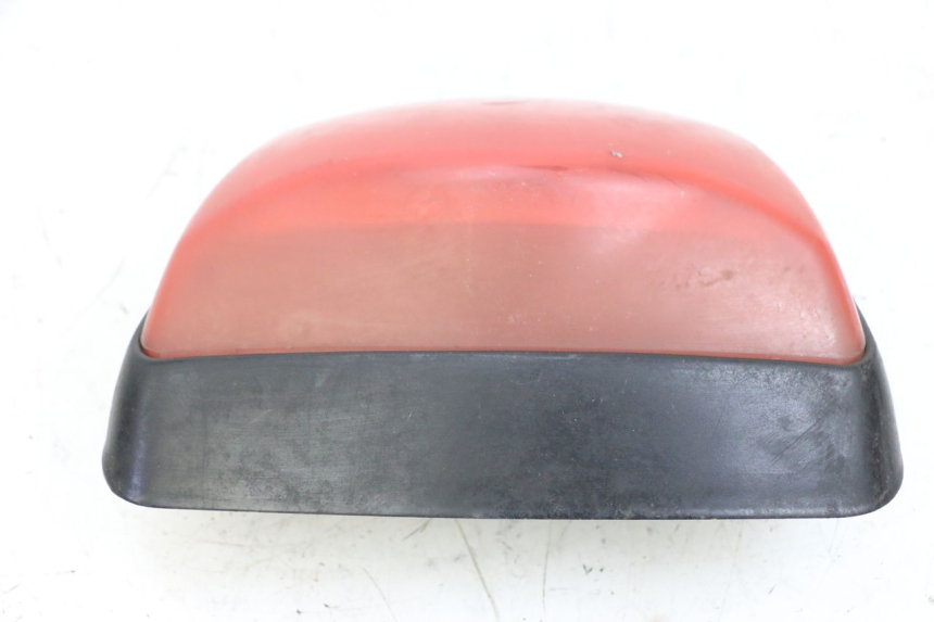 photo de ACHTERLICHT JM MOTORS OLDIES GT 4T 50 (2018 - 2025) - Bevestigingspunten