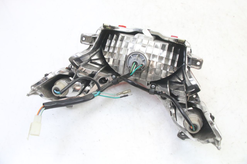 photo de ACHTERLICHT SYM ORBIT III 3 4T 50 (2021 - 2025) - Markeringen en referenties