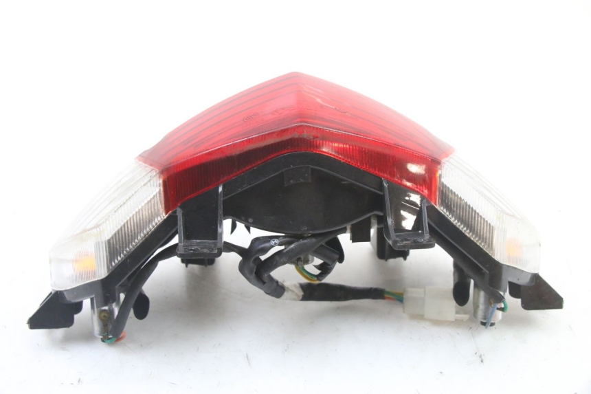 photo de ACHTERLICHT PEUGEOT KISBEE 4T 50 (2018 - 2022) - Technische close-up