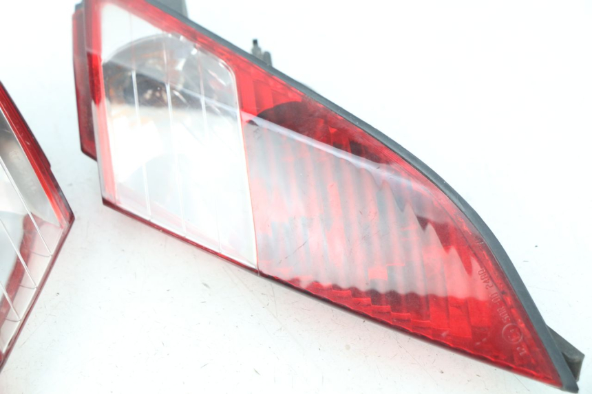 photo de ACHTERLICHT PEUGEOT SATELIS 125 (2006 - 2009) - Zoom op gebruiksstaat